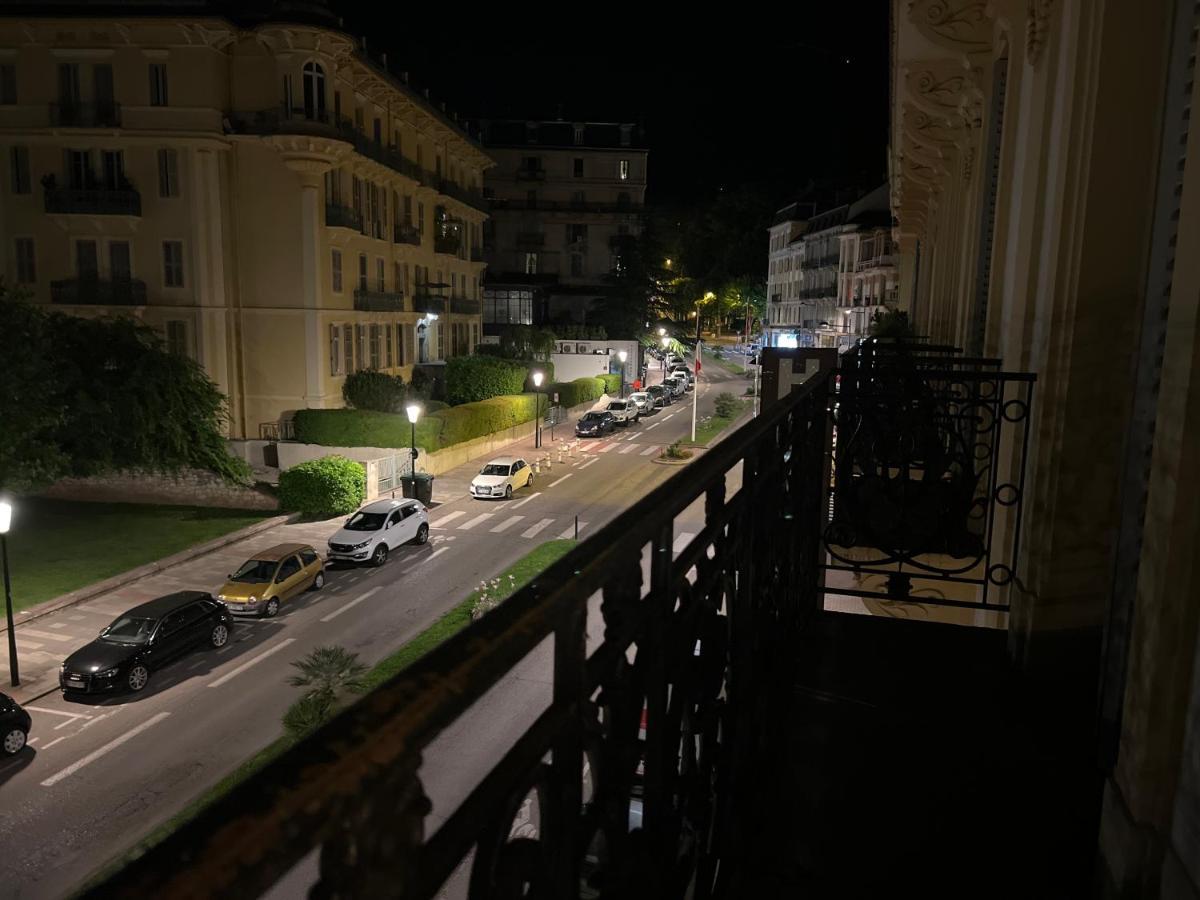 Hotel Savoy Aix-les-Bains Eksteriør bilde